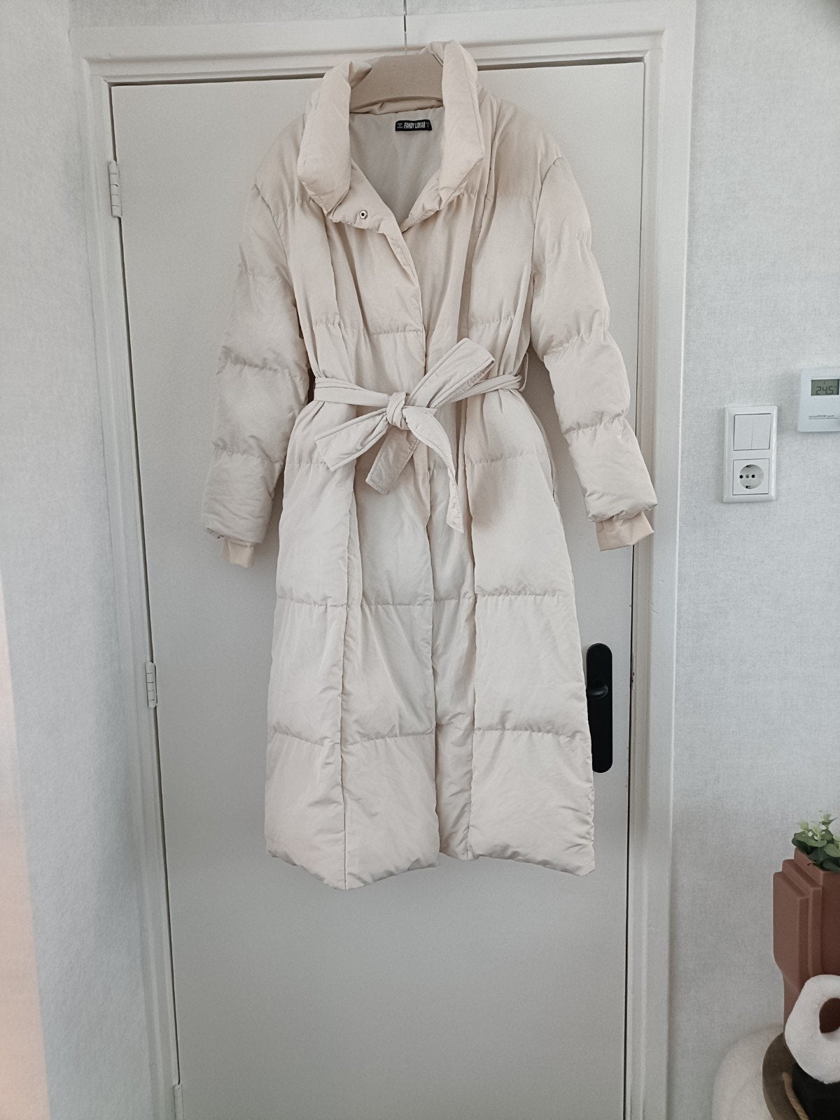 Beige winterjas maat S/M Fandy Lokar, Kleding | Dames, Beige, Ophalen of Verzenden, Zo goed als nieuw, Maat 36 (S)