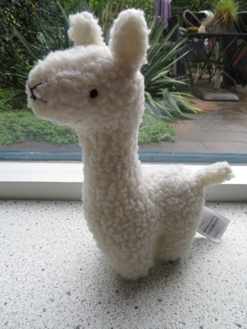 Lama alpaca merk Jollein off-white wit wollig meet ca 20 cm, Overige typen, Ophalen of Verzenden, Zo goed als nieuw, Met label