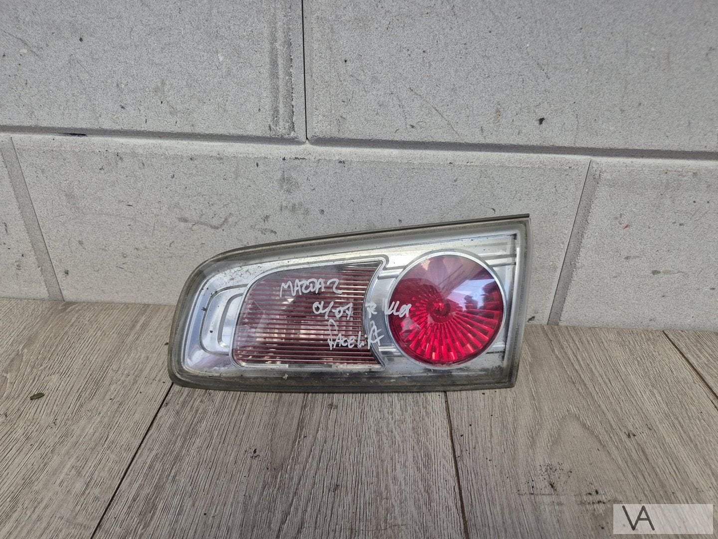 Achterlicht rechts op klep Mazda 2 2005 - 2007 helder type, Gebruikt, -, -, Ophalen of Verzenden