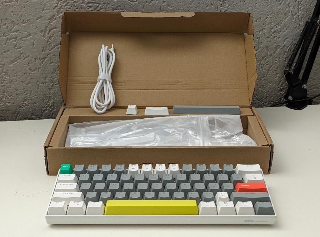 Magegee STAR61 Brown Switches LED USB-C Mechanical Keyboard, Computers en Software, Toetsenborden, Zo goed als nieuw, Qwerty, Bedraad