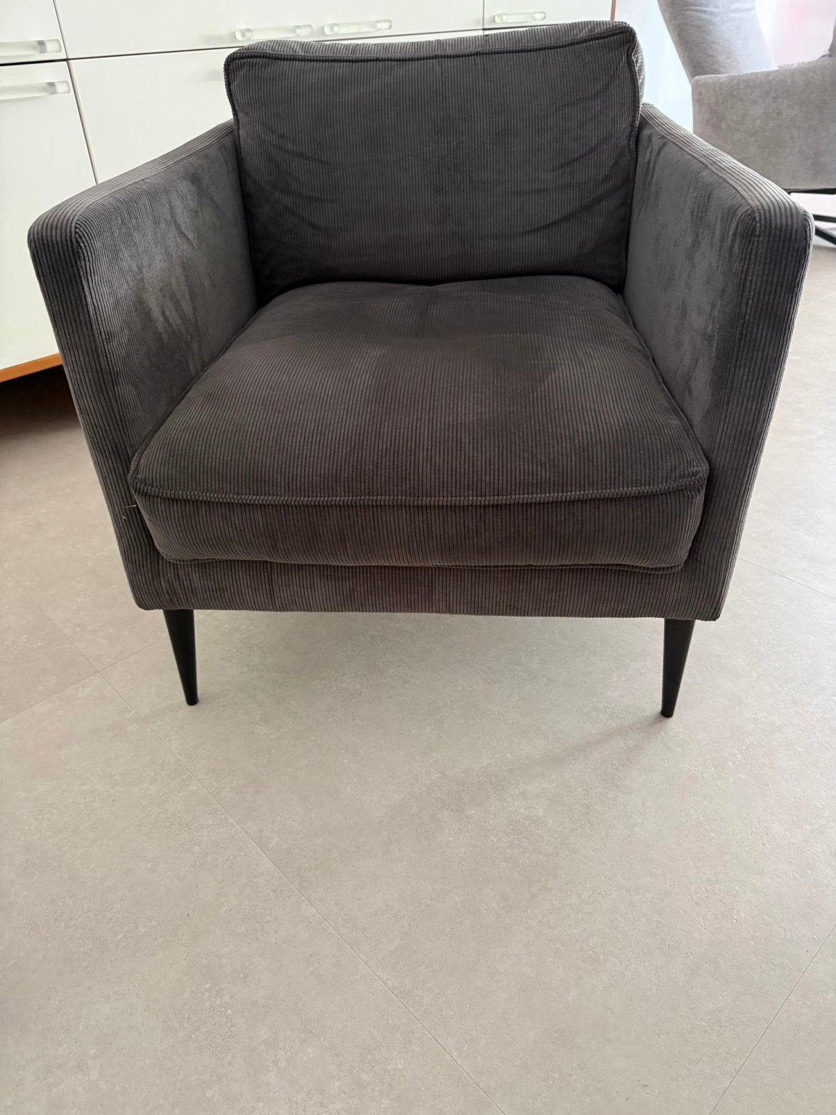 Moderne fauteuil met stoere ribfluweel bekleding ( LOODS 5), Ophalen, Minder dan 75 cm, Zo goed als nieuw, Stof