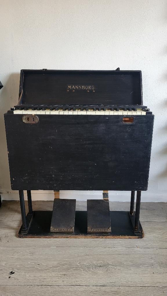 Topstuk: Antiek Mannborg Koffer-Harmonium (1930) - Zuiver, Ophalen, Gebruikt, 1 klavier, Harmonium