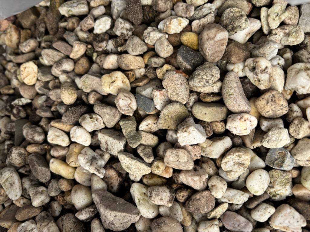 4 zakken rivier grind / tuin siergrind, Tuin en Terras, Grind, Keien en Split, Ophalen, Overige materialen, Gebruikt, Grind