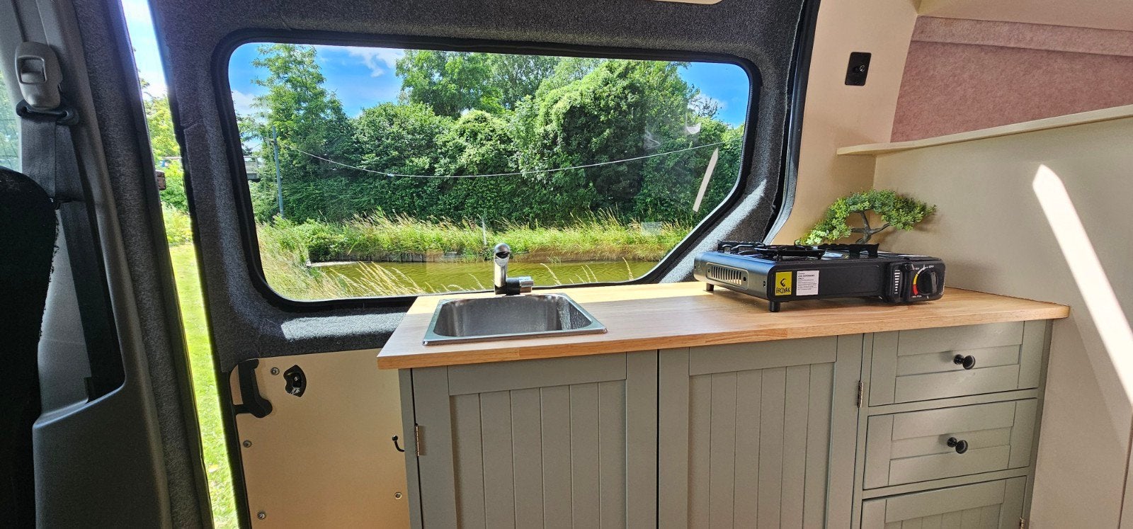 Caravans And Camping Nieuwe