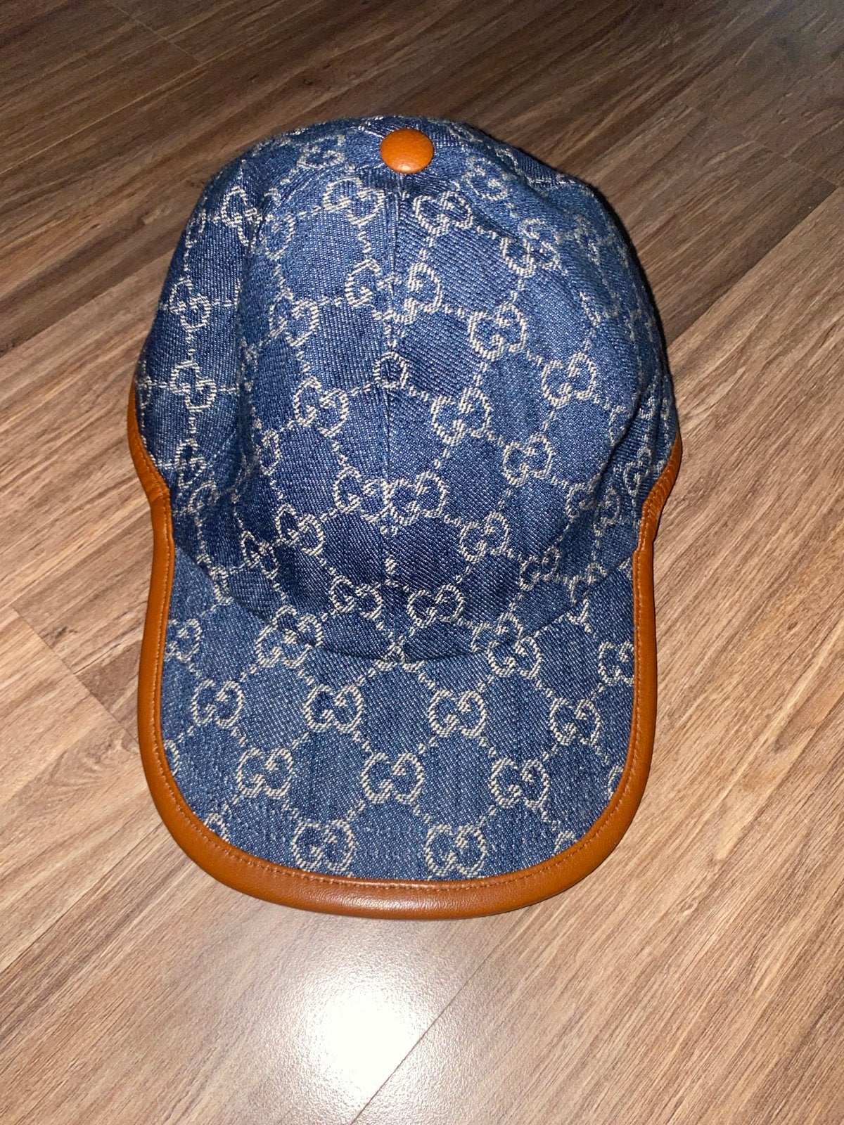 Limited Edition Gucci Pet - Zo goed als nieuw, Kleding | Dames, Hoeden en Petten, Ophalen of Verzenden, Zo goed als nieuw, Pet