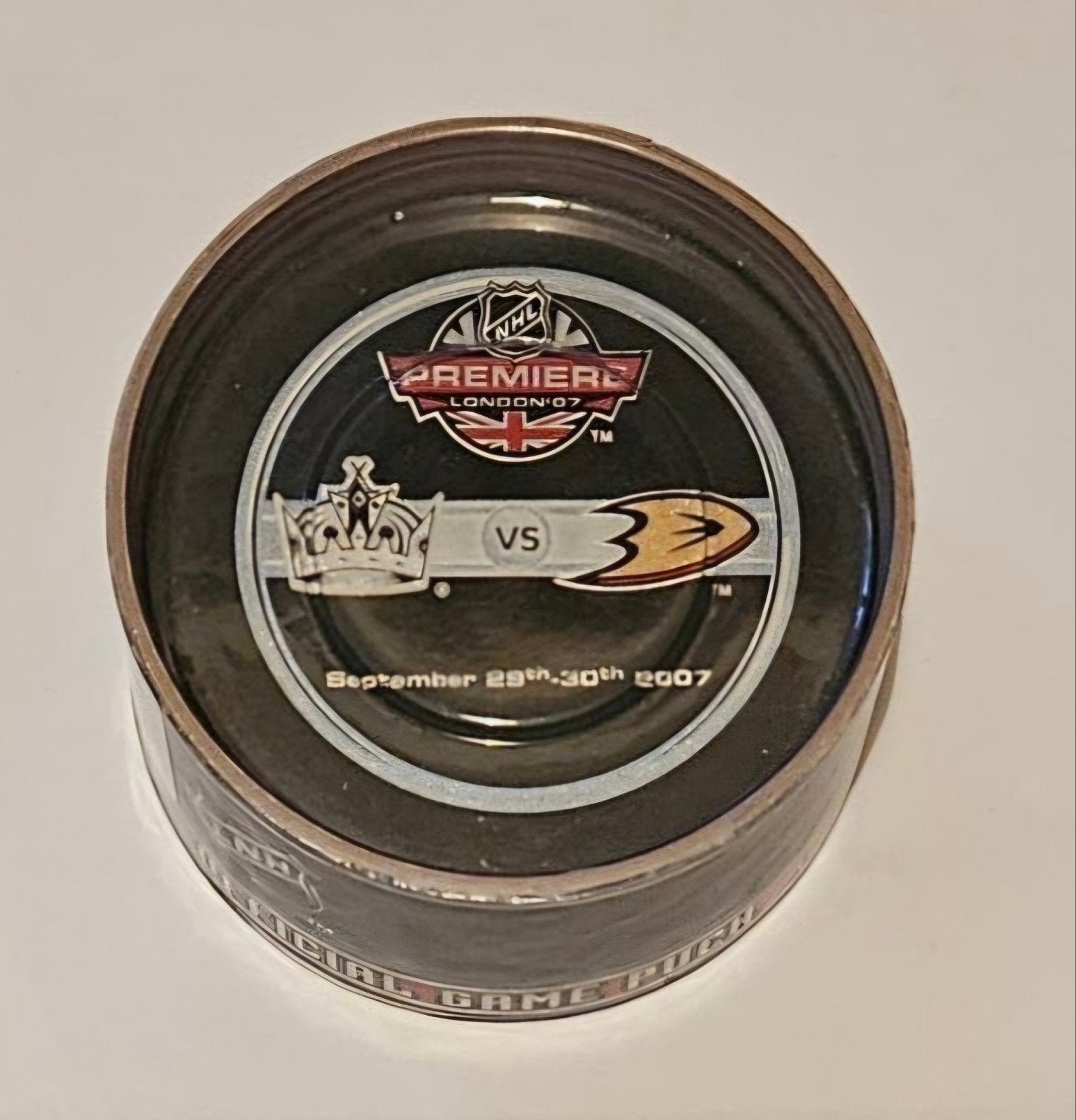 Sealed NHL Premiere hockey pucks - reserved for Tiel, Sport en Fitness, IJshockey, Ophalen of Verzenden