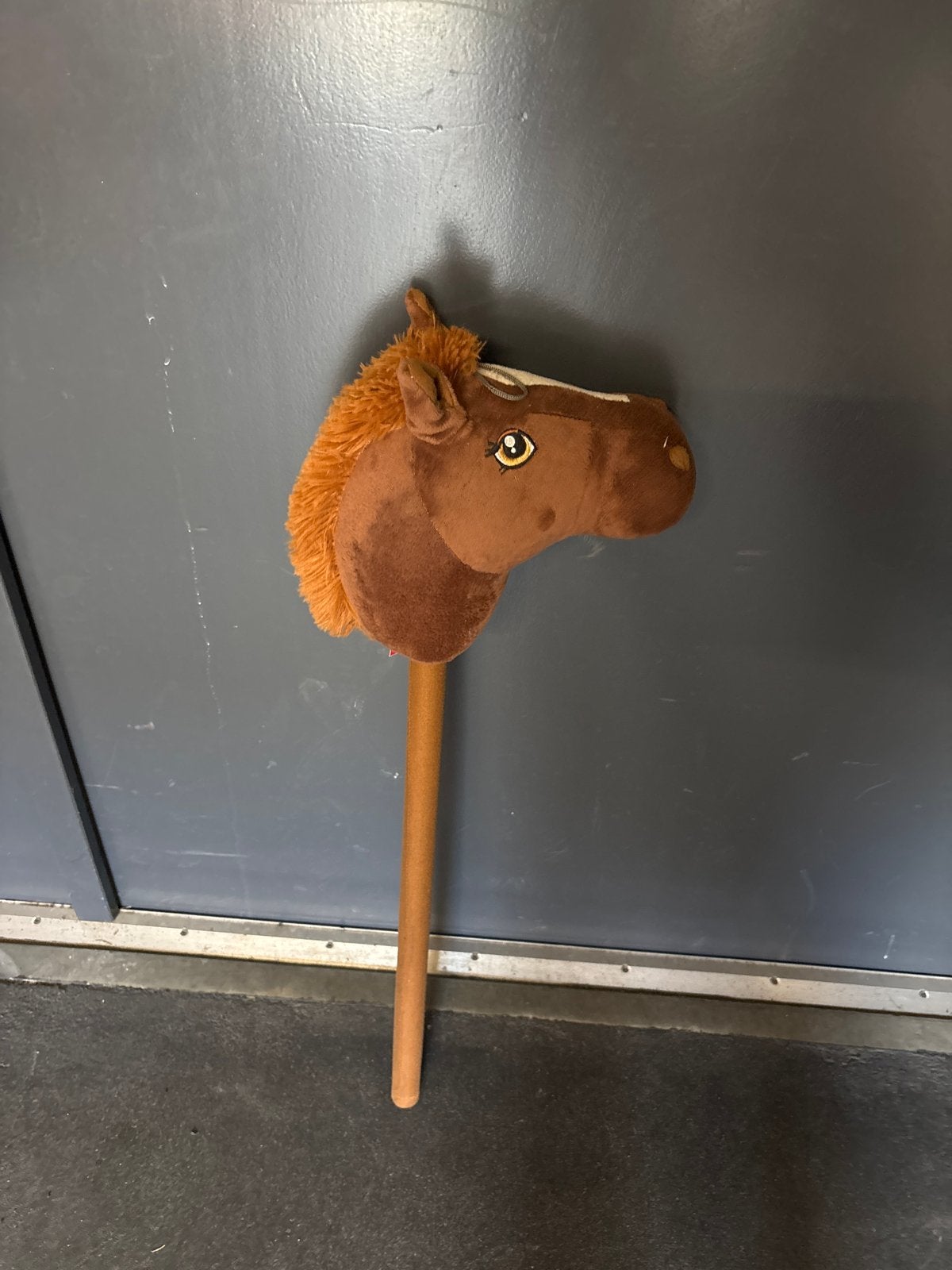 Hobby Horse - Bruin Stokpaardje voor Uren Speelplezier, Ophalen, Gebruikt, Jongen of Meisje