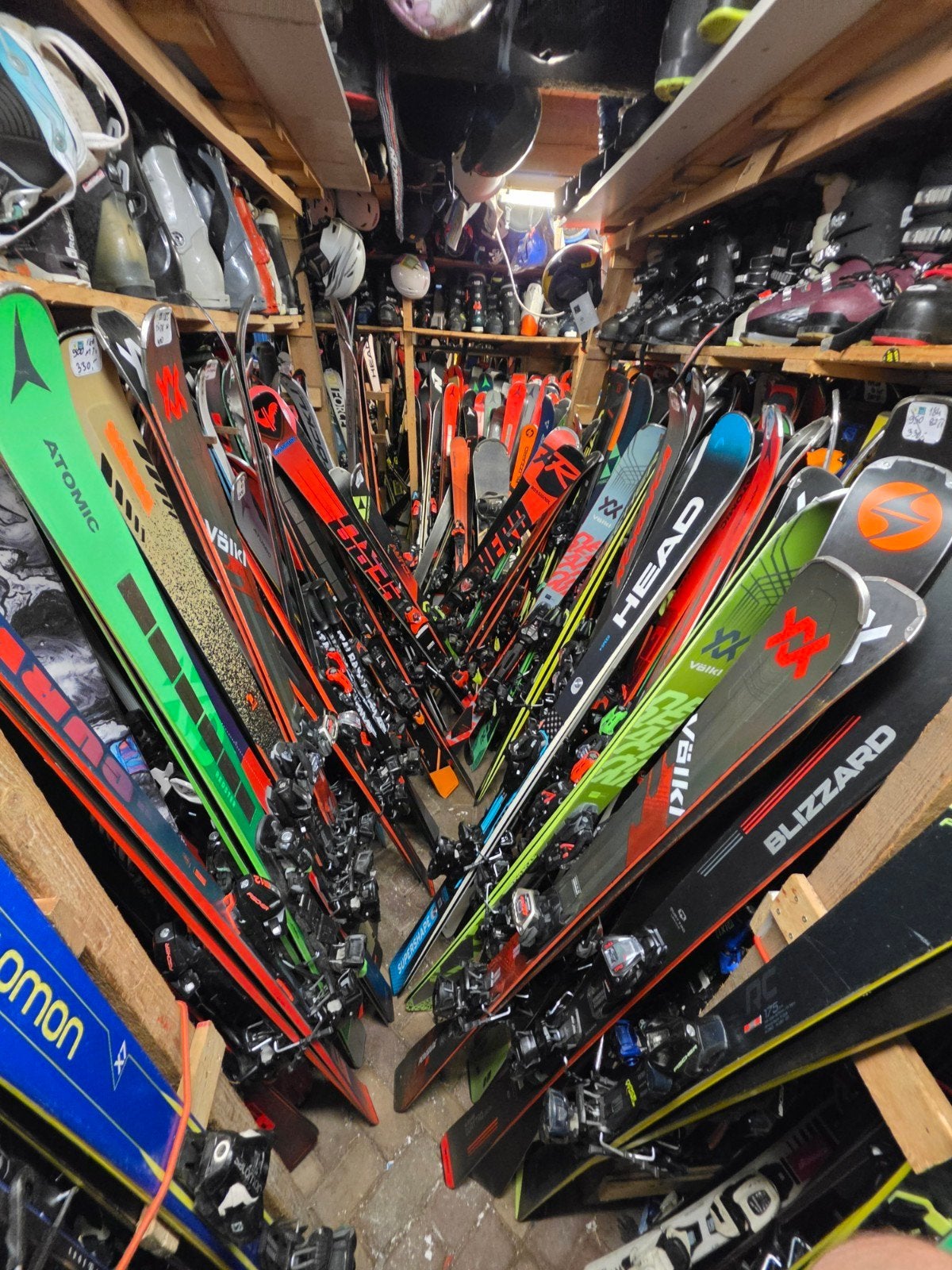 BESTE MODELLEN SKIS EN SCHOENEN !! 3000- 4000
𝗪𝗵𝗮𝘁?, 160 tot 180 cm, Ophalen of Verzenden, Zo goed als nieuw, Carve
