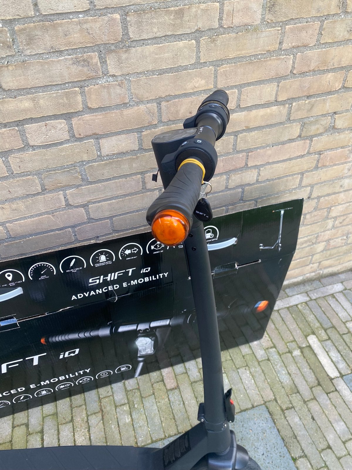 Foto 5 van Nieuwe elektrische step met knipperlichten