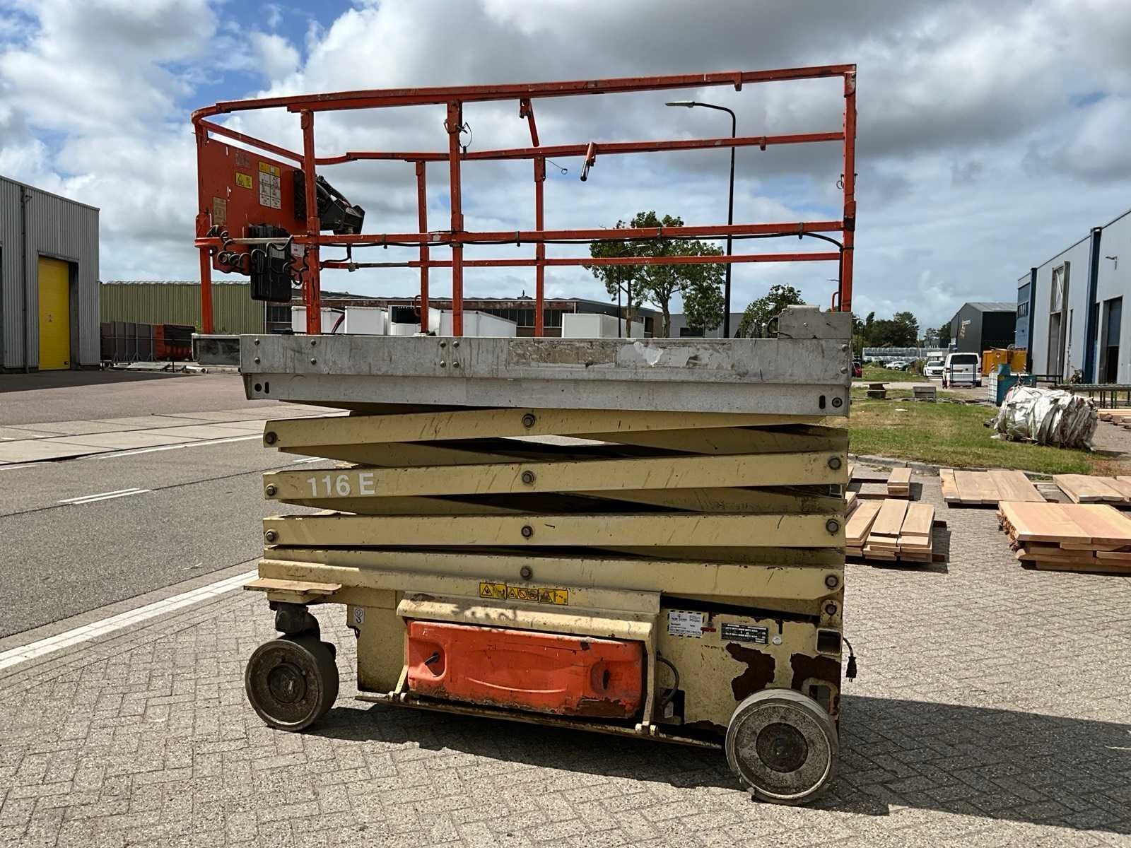 JLG 3246ES schaarhoogwerker