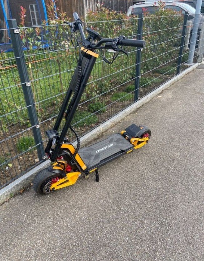INMOTION Elektrische Step - Zo goed als nieuw, Fietsen en Brommers, Steps, Ophalen of Verzenden, Zo goed als nieuw, Elektrische step (E-scooter)