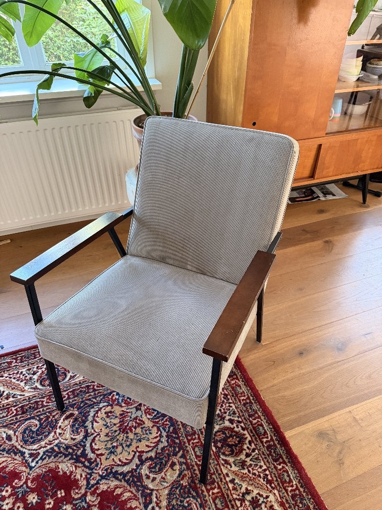 Mooie fauteuil van Woood, Huis en Inrichting, Fauteuils, Ophalen, Gebruikt, Minder dan 75 cm, Stof