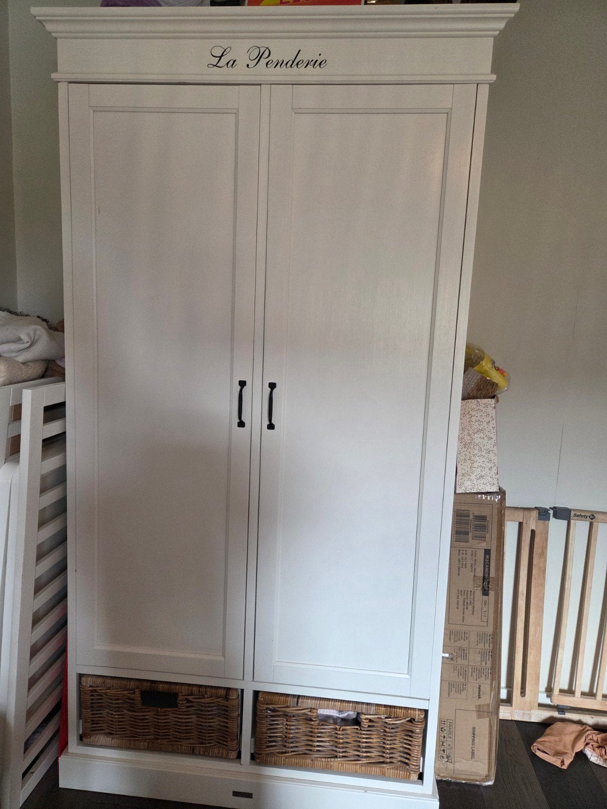 Gratis kinderkamer set kast en commode, Ophalen, Gebruikt, 100 tot 150 cm, Minder dan 100 cm