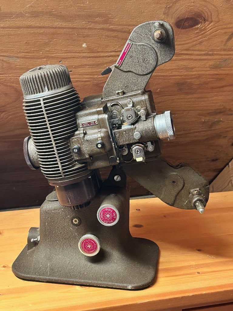 Bell & Howell filmprojector, Ophalen, 1940 tot 1960, Projector