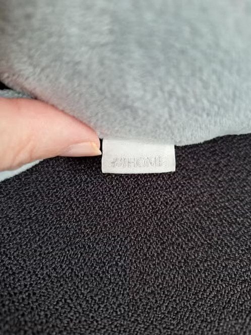 H&M soft bord knuffel h, Overige karakters, Overige typen, Ophalen of Verzenden, Zo goed als nieuw