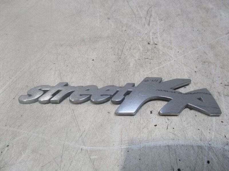 EMBLEEM Ford StreetKa Cabrio 1.6i (CDRA) (01-2002/07-2005), Gebruikt, Ophalen of Verzenden, Henry-Ford-Straße 1 50735 Köln, DE