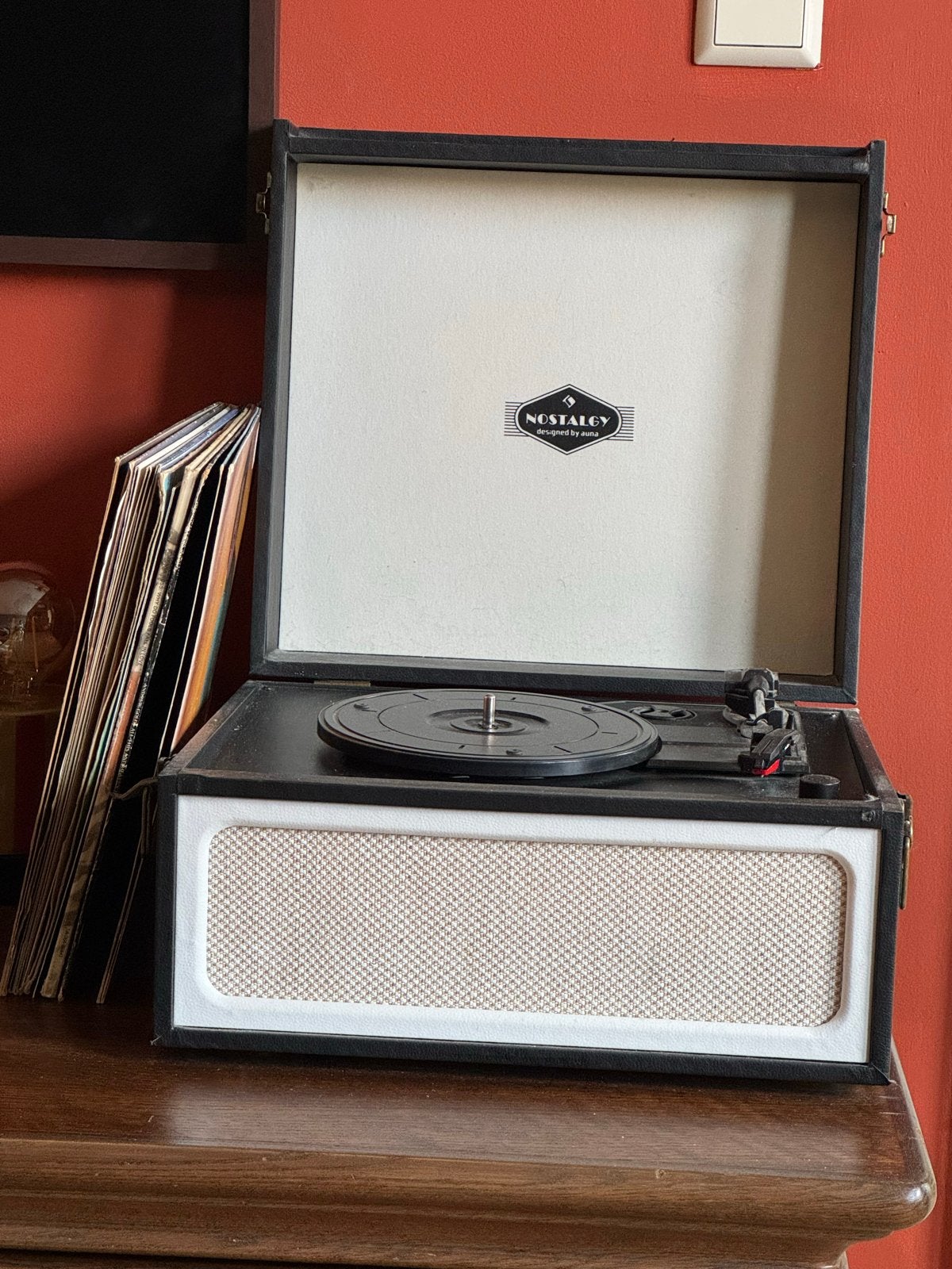 Auna Retro Platenspeler - Nostalgie in een Modern Jasje, Ophalen, Gebruikt, Platenspeler, Overige merken