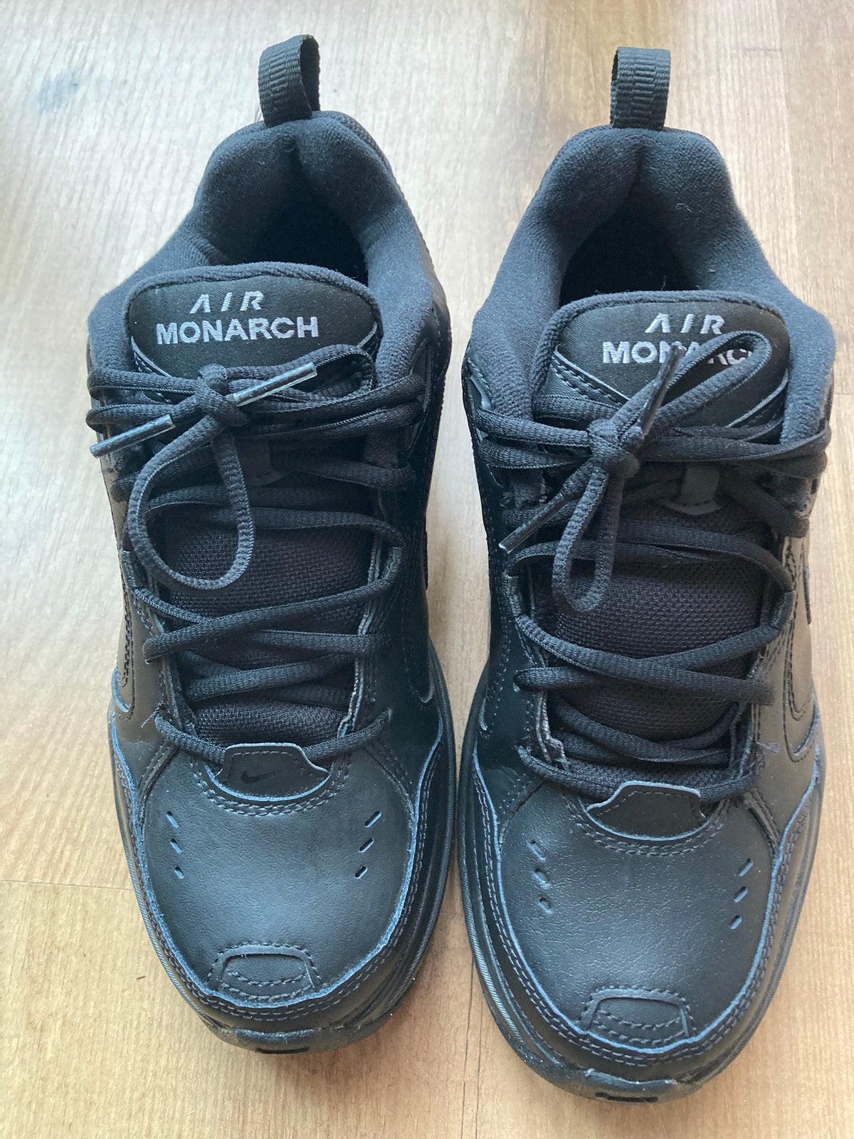 Nieuw Nike air monarch maat 41 valt kleiner eerder maat 40, Ophalen, Nieuw
