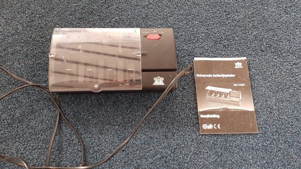 Universele NiMh en NiCd batterijlader Topcraft MD10359, Audio, Tv en Foto, Opladers, Zo goed als nieuw, Ophalen of Verzenden