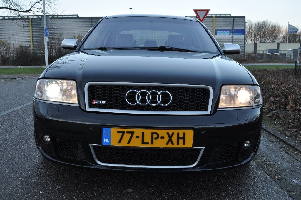 Audi RS6 4.2 V8 Quattro 331KW AUT 2003 Zwart, Auto's, Audi, Automaat, 4172 cc, 8 cilinders, Particulier