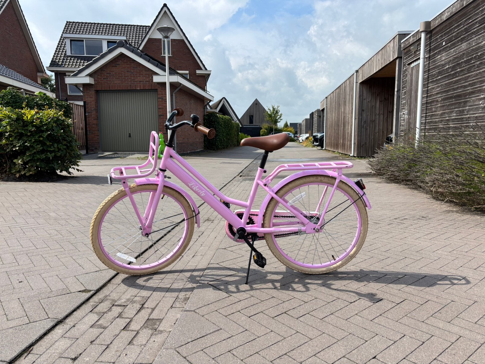 Cortego Liberty Meisjesfiets Roze 22 Inch, Ophalen, Zo goed als nieuw, Terugtraprem, 22 inch