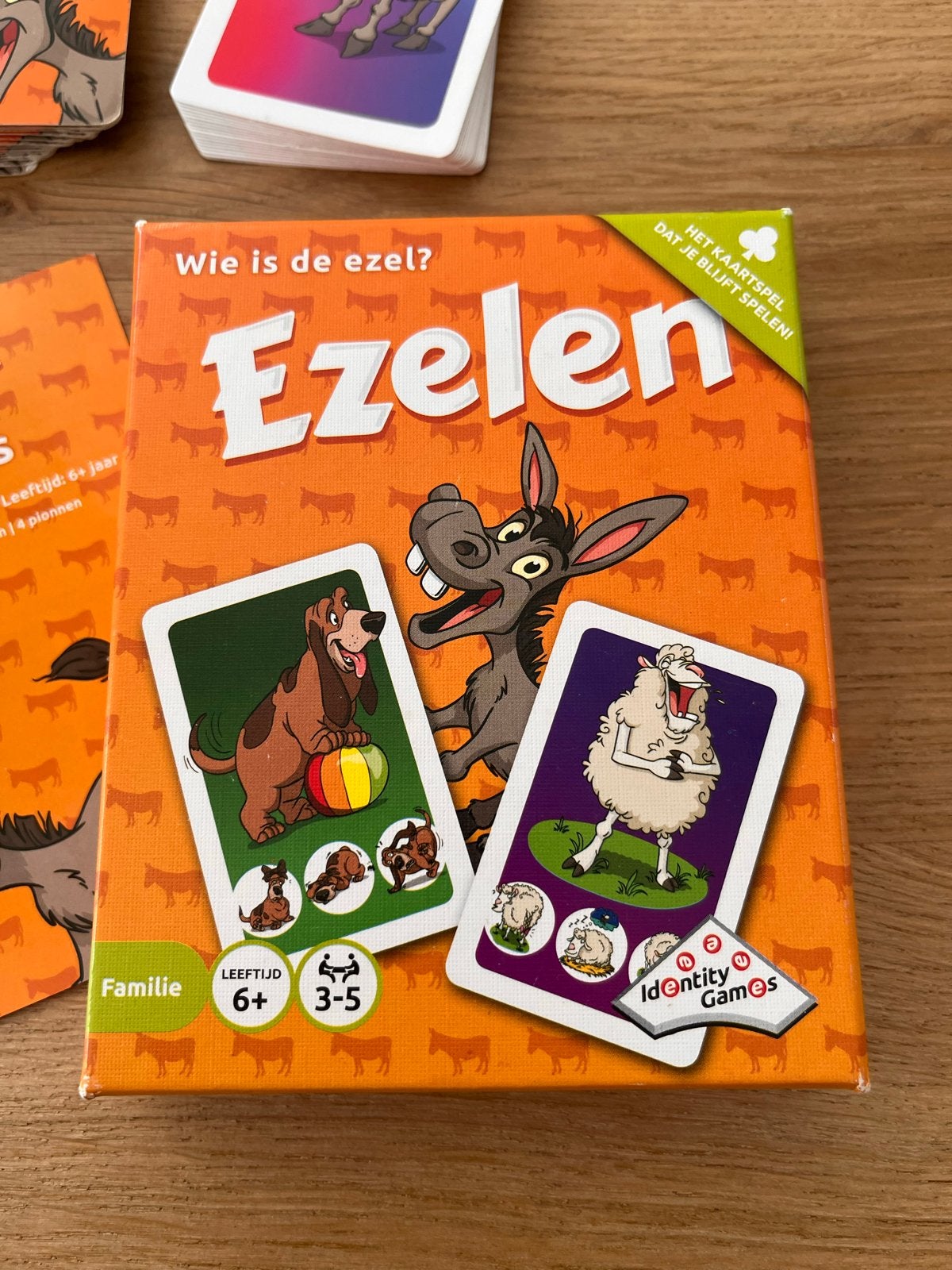 Ezels kaartspel - Wie is de ezel? Familie kaartspel, Hobby en Vrije tijd, Drie of vier spelers, Ophalen of Verzenden, Gebruikt