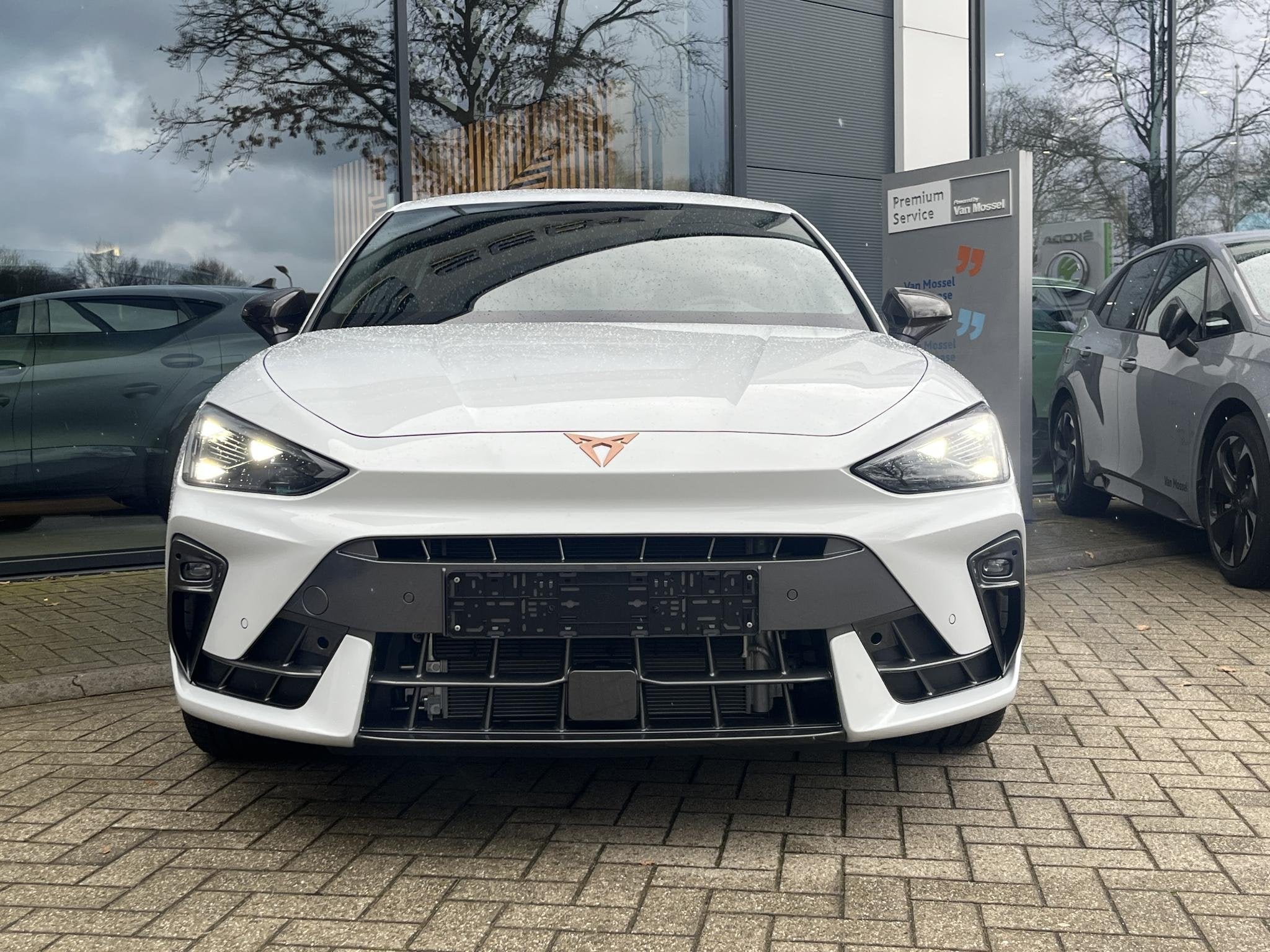 CUPRA Leon 1.5 TSI e-Hybrid Business 204PK | Automaat | Lich, Auto's, Dealer onderhouden, Stof, 1498 cc, 1573 kg