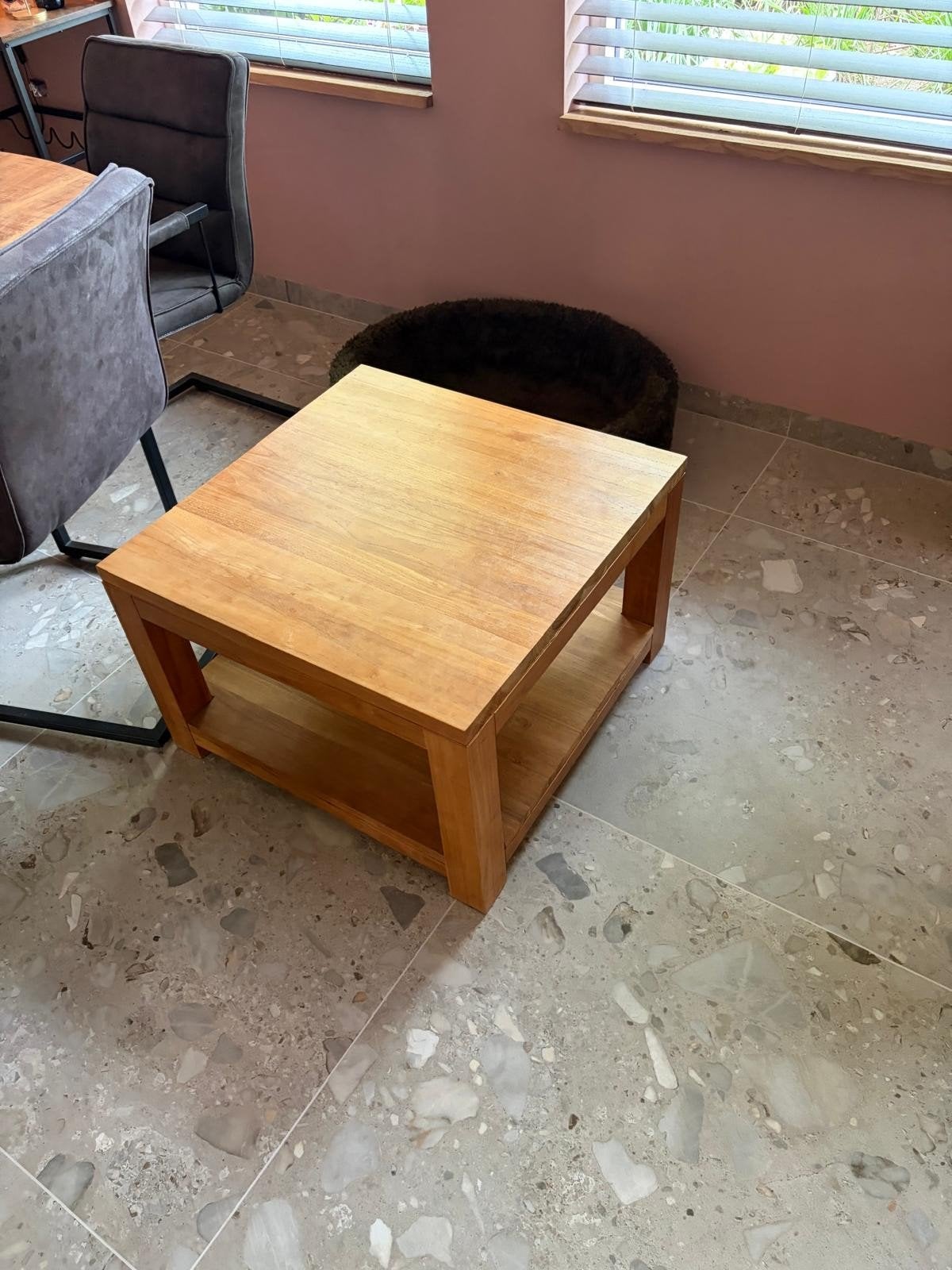 Houten salon- of bijzettafel 70x70x47 cm, Huis en Inrichting, Ophalen, 50 tot 100 cm, 50 tot 100 cm