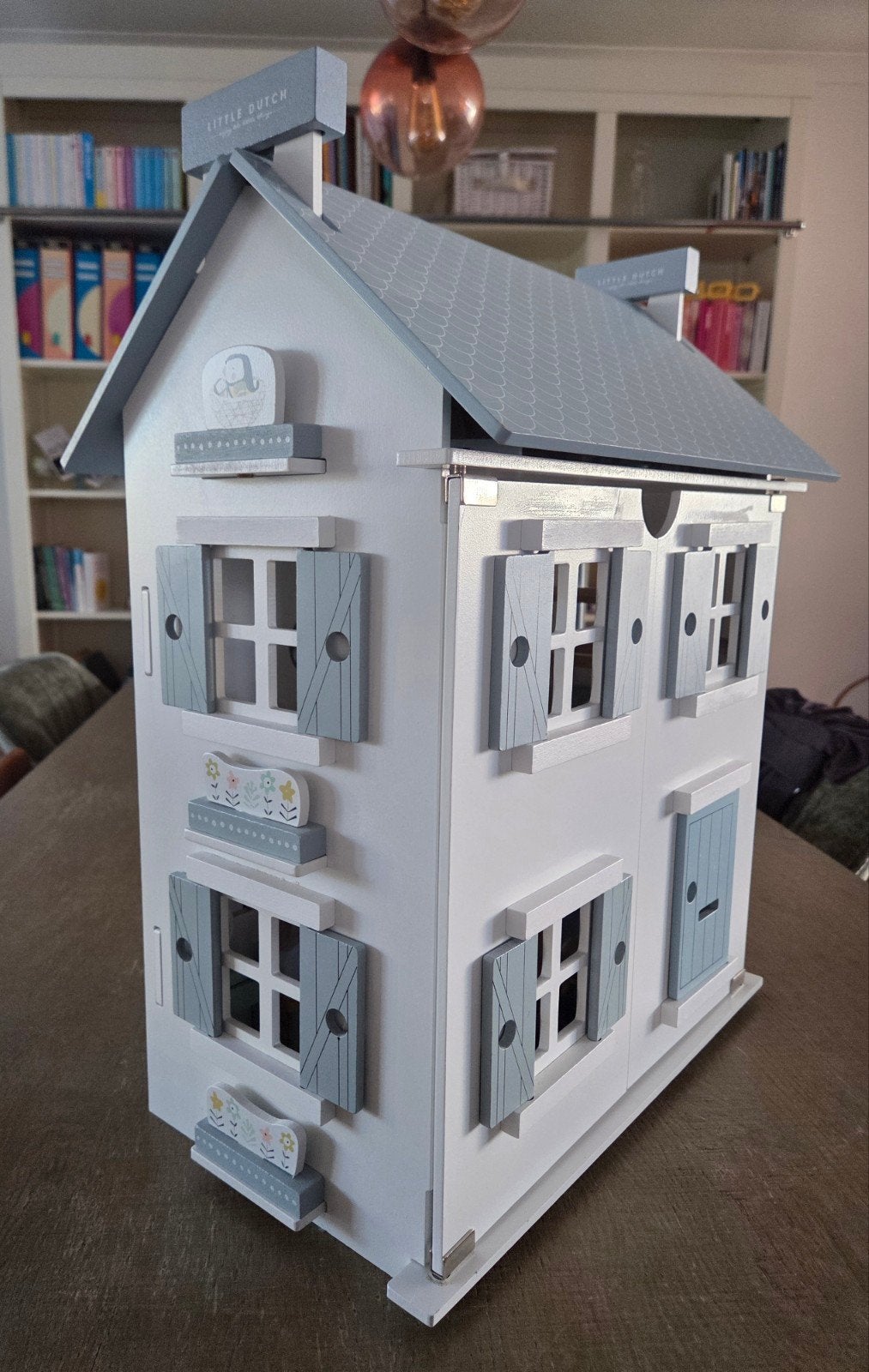Superleuk houten poppenhuis compleet, Ophalen of Verzenden, Gebruikt, Poppenhuis