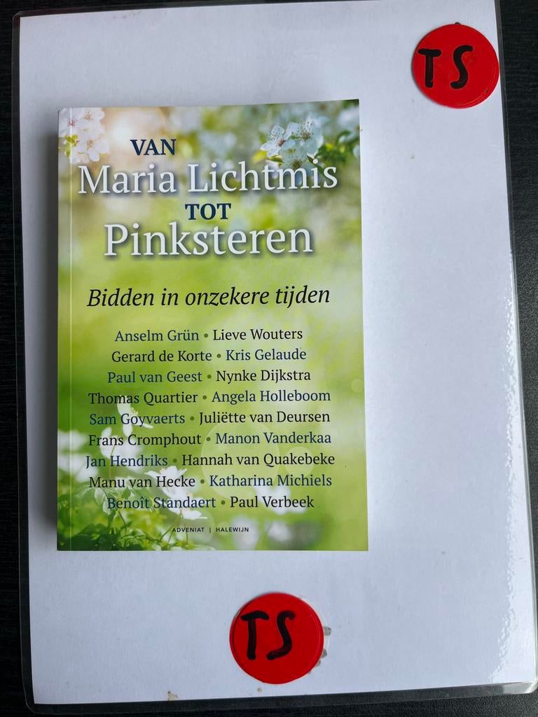 Van Maria Lichtmis tot Pinksteren: Bidden in onzekere tijden, Ophalen of Verzenden, Zo goed als nieuw, Christendom | Katholiek