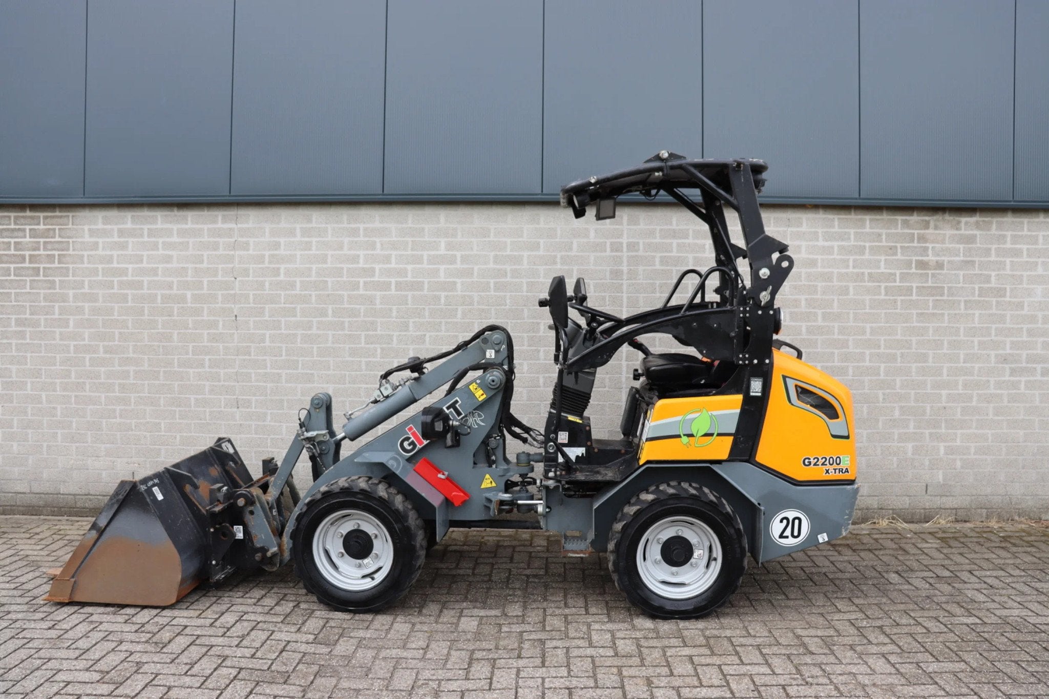 Giant G2200E X-TRA (bj 2022), Zakelijke goederen, Machines en Bouw | Kranen en Graafmachines, Wiellader of Shovel