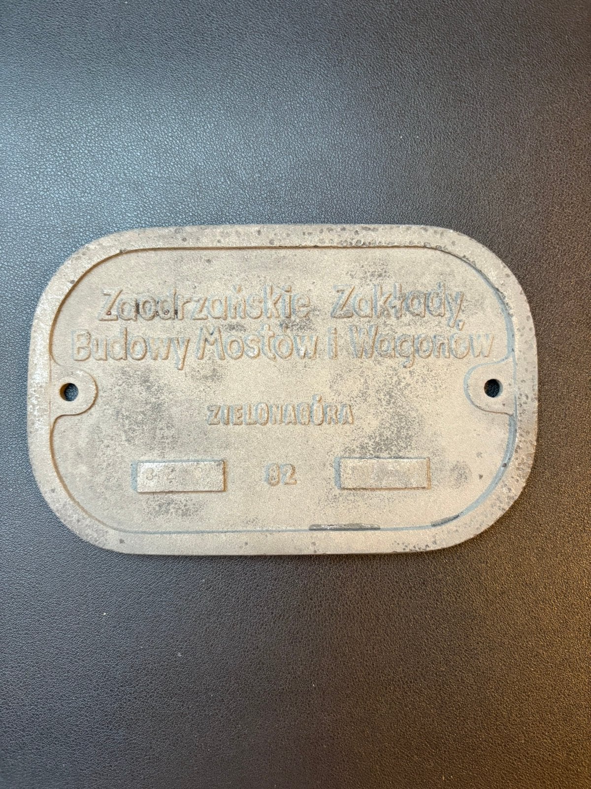 Metalen fabrieksplaat ‘Zaodrzanskie’ (ketelwagons NL), Ophalen of Verzenden, Gebruikt, Trein, Overige typen