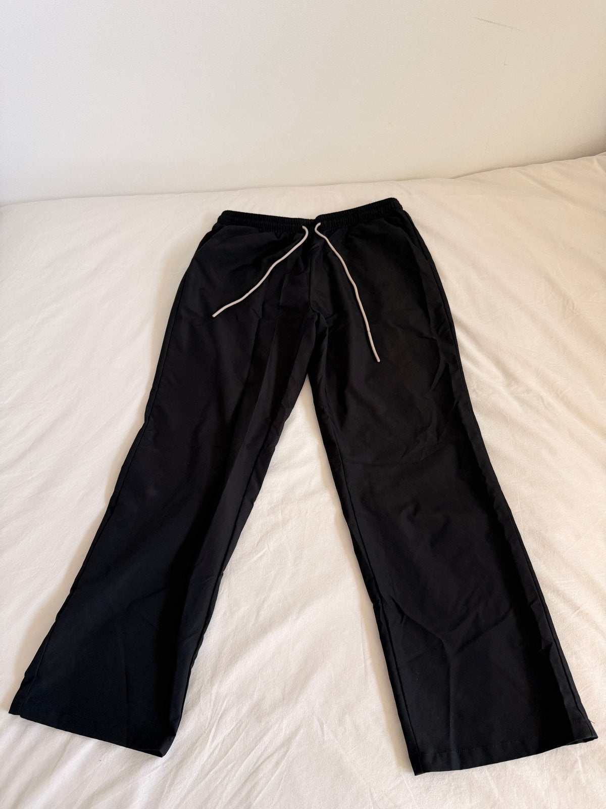 Zwarte broek met trekkoord, Maat 38/40 (M), Zwart, Ophalen of Verzenden, Zo goed als nieuw