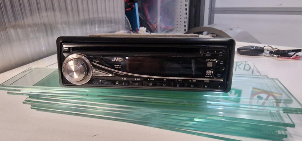JVC KD-G232 Autoradio met CD/MP3/WMA en AUX, Ophalen of Verzenden, Gebruikt