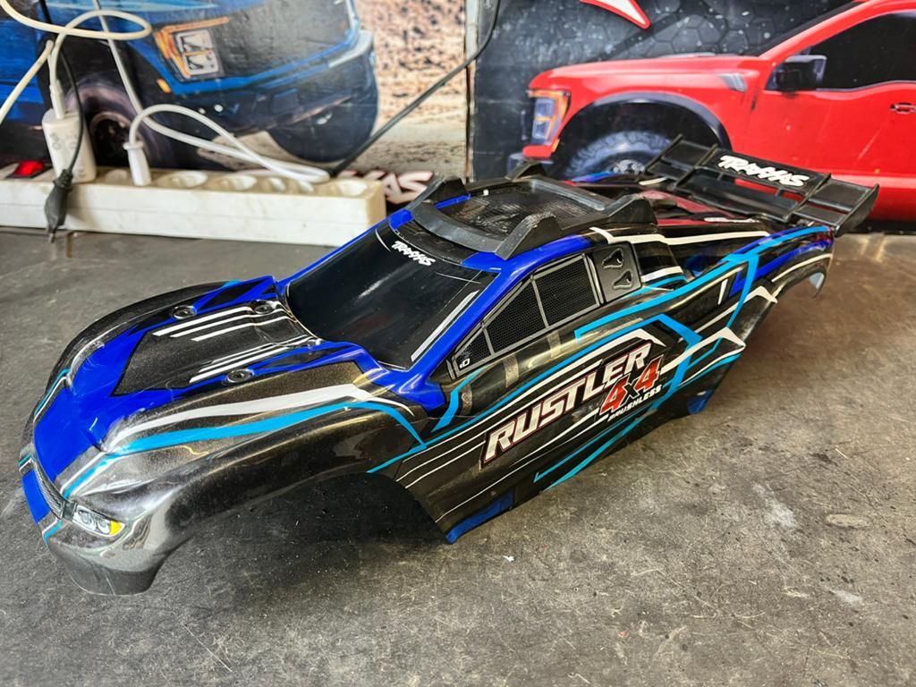 Traxxas Rustler 4x4 RC auto body kap, Ophalen of Verzenden, Gebruikt, Onderdeel