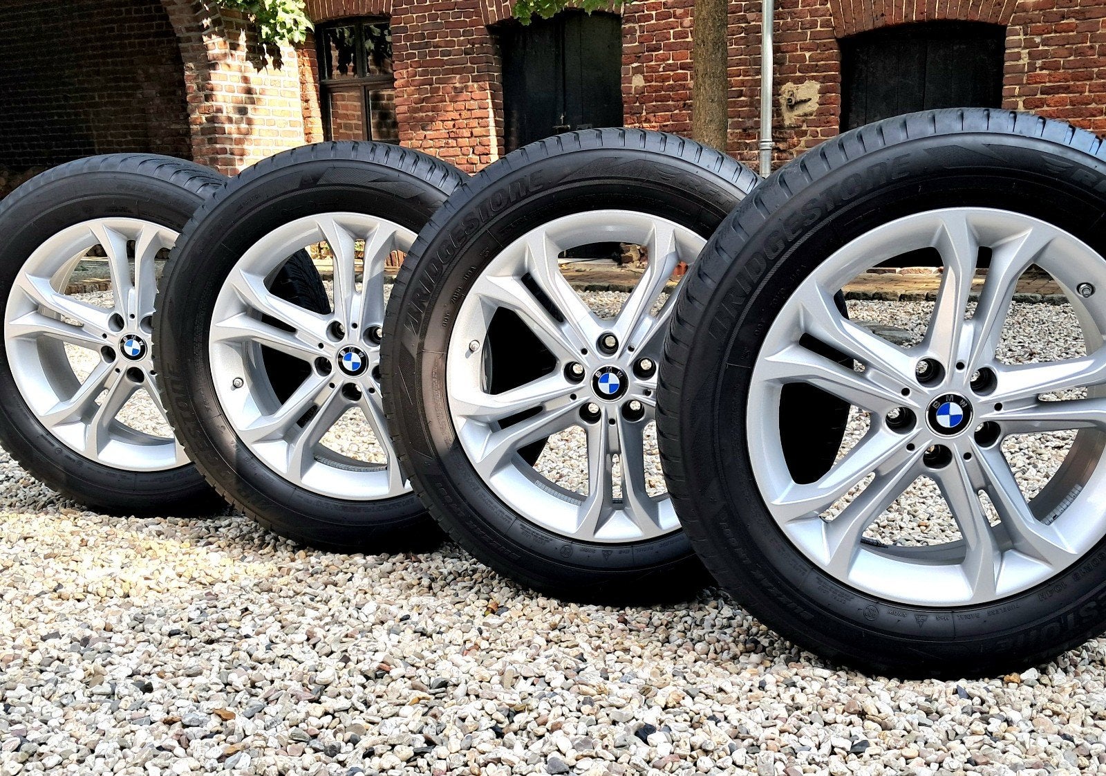 Set originele BMW wielen styling 688 met Bridgestone, Auto-onderdelen, Banden en Velgen, Ophalen, Banden en Velgen, 17 inch, Winterbanden