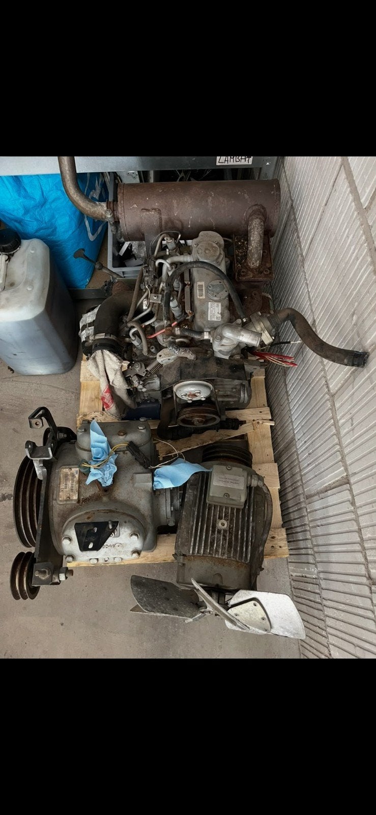 Carrier Supra 850 dieselmotor, compressor en elektromotor, Minder dan 25 liter, Ophalen, Zo goed als nieuw, 10 bar of meer