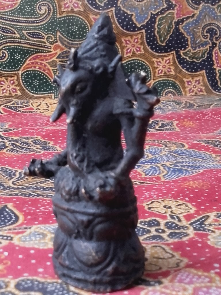 Origineel antiek brons beeldje uit India van Ganesha 8,2 cm., Antiek en Kunst, India, Handgemaakt, Ophalen of Verzenden, Brons