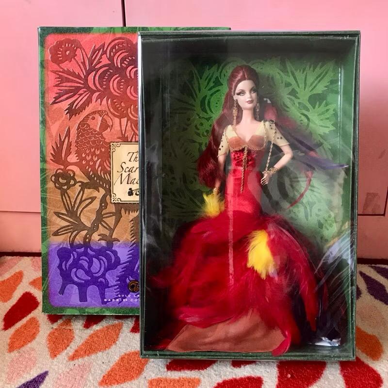 2008 Scarlet Macaw Barbie Gold Label Limited ED. NRFB, Ophalen of Verzenden, Nieuw, Pop