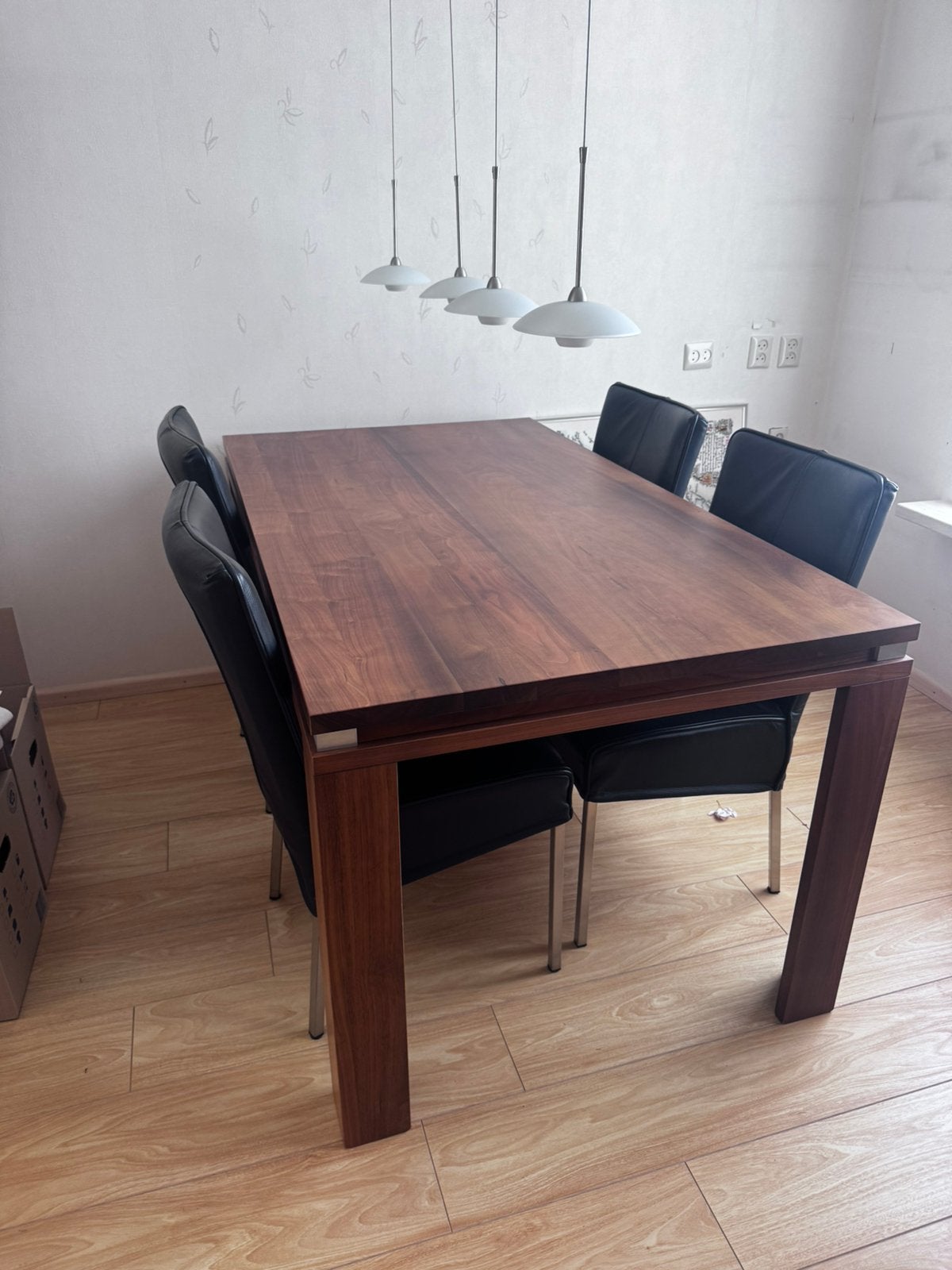 Notenhouten eettafel 160 x 90 cm - massief hout - modern, Huis en Inrichting, Ophalen, Gebruikt, 50 tot 100 cm, 150 tot 200 cm