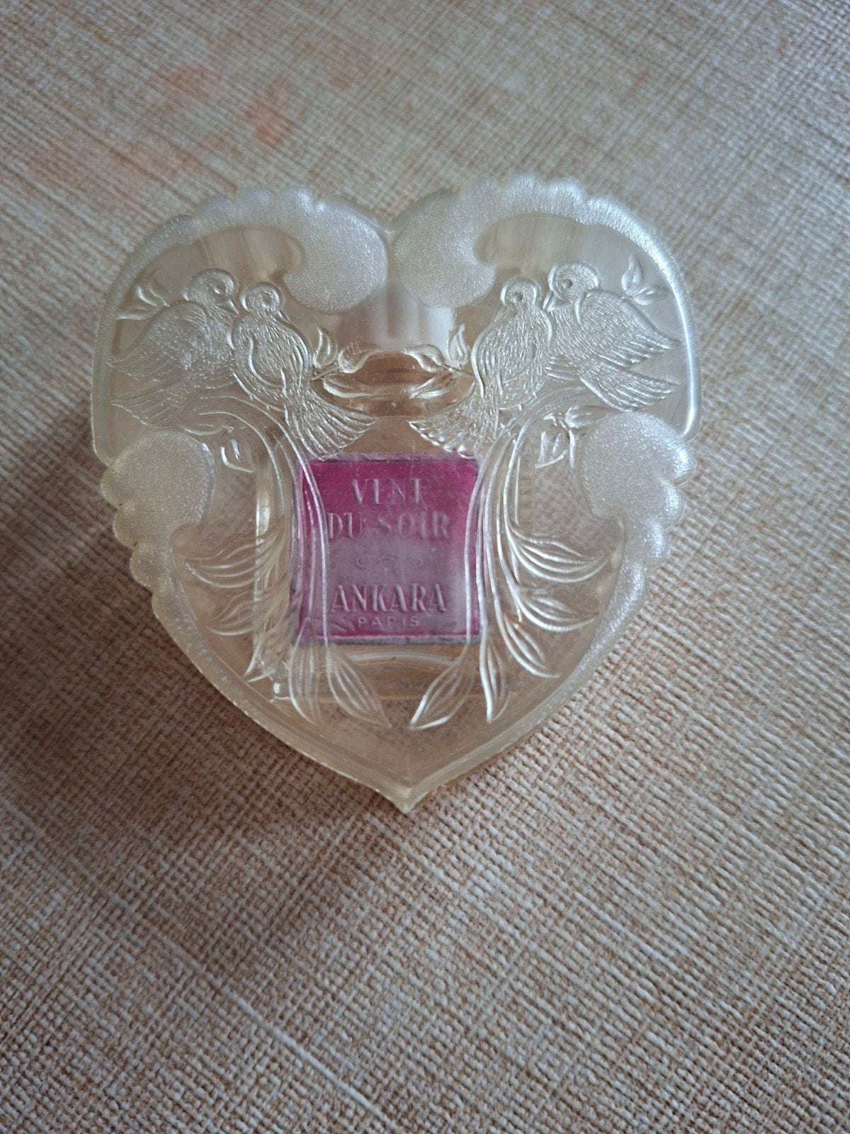 Vintage Veni Du Soir Ankara parfumflesje, hartvormige houder, Ophalen of Verzenden, Gebruikt