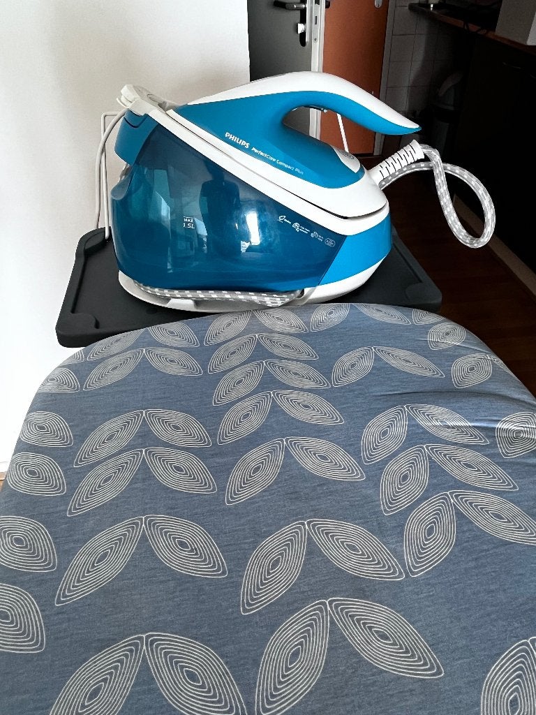 Philips PerfectCare Compact Plus + Philips strijkplank, Ophalen, Zo goed als nieuw