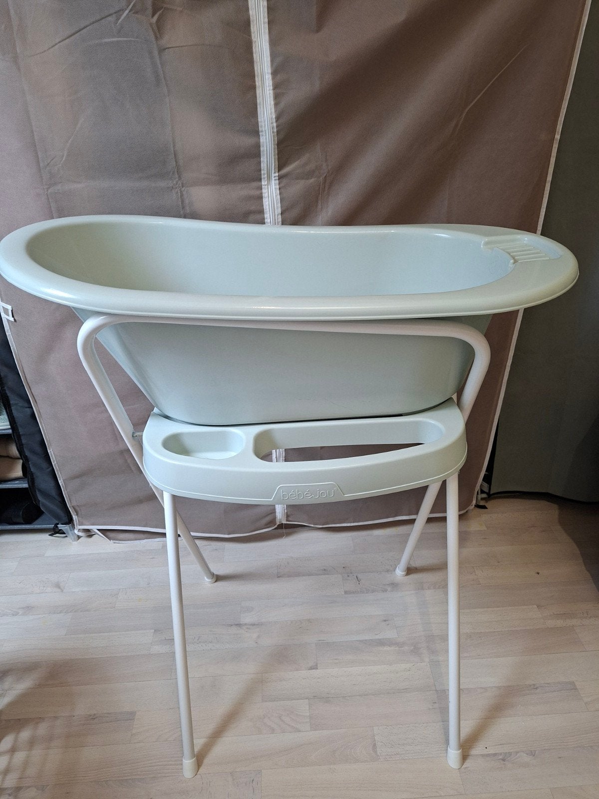 Bébé-jou babybadje mint met standaard, Ophalen, Zo goed als nieuw, Badje, Bébé-jou