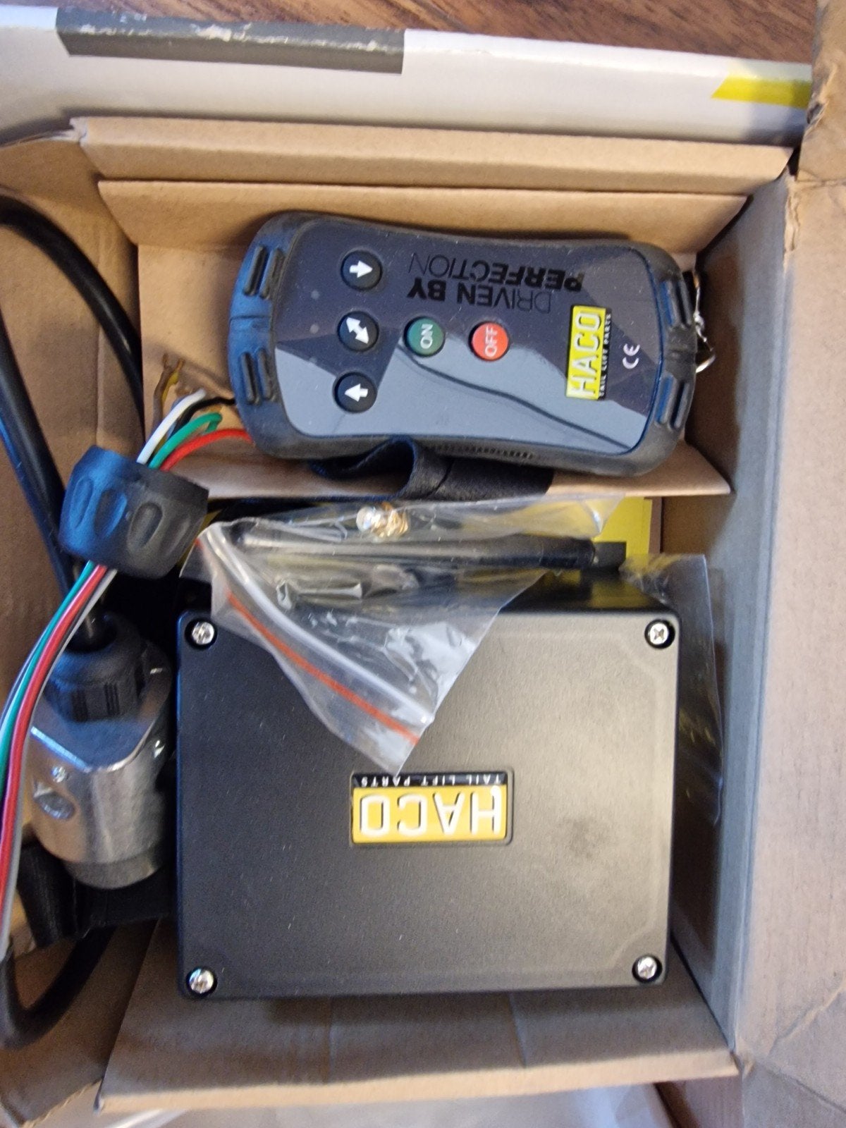 HACO Radio Afstandsbediening voor Laadklep - Nieuw, Info@haco-parts.com, HACO Tail Lift Parts, Nieuw, Ophalen of Verzenden