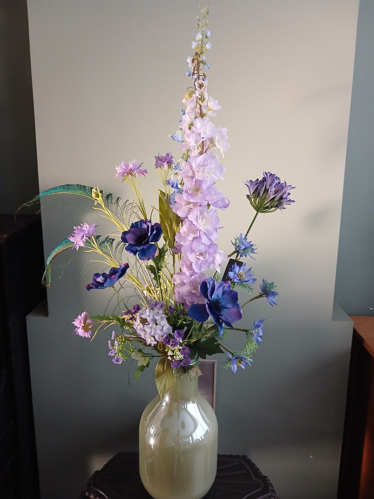 Nieuw zijde bloemen boeket in de tinten lila /blauw, Ophalen of Verzenden, Nieuw