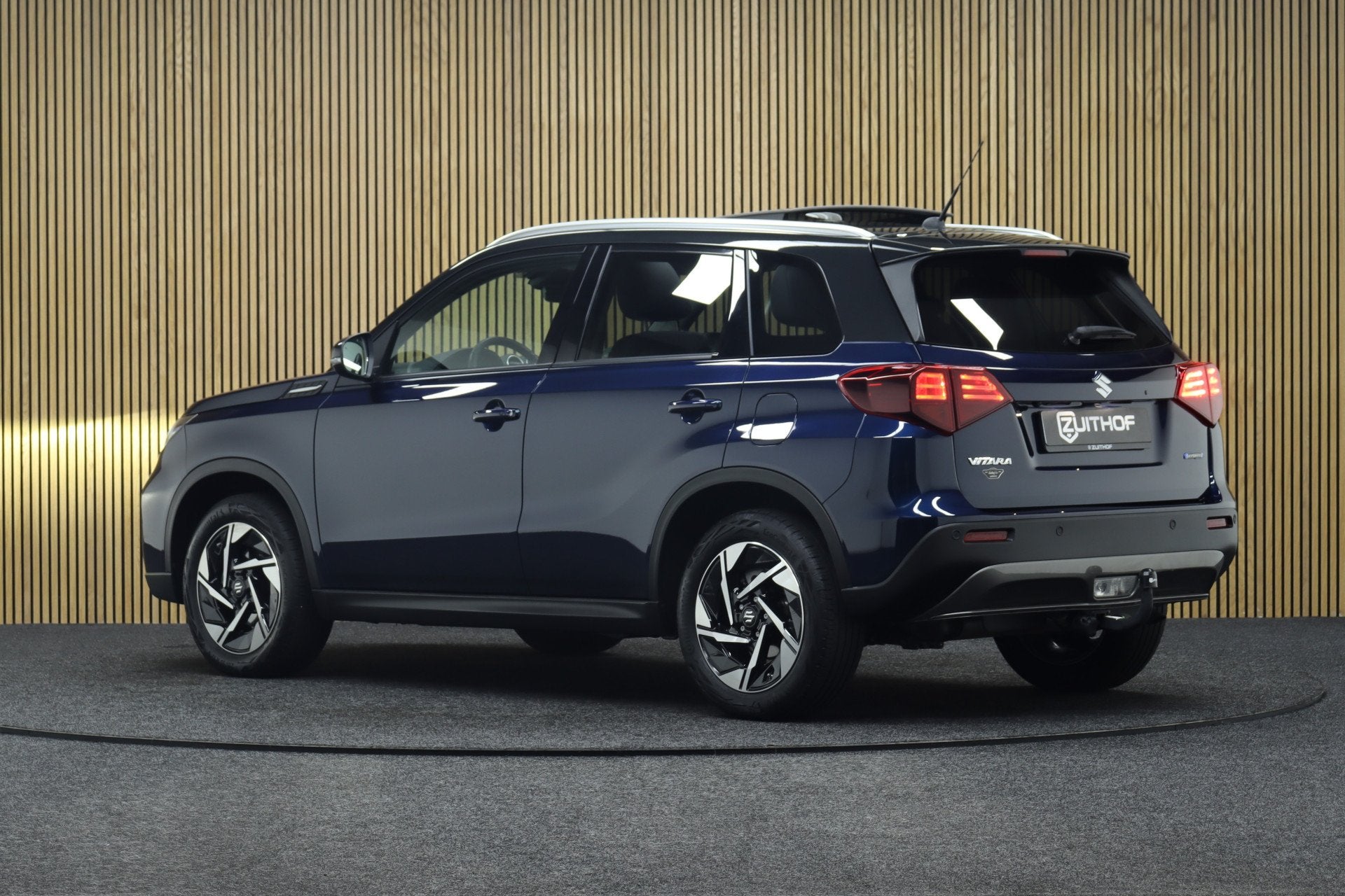 Suzuki Vitara 1.5 Hybrid Style AllGrip 4X4 | Afneembare Trek, Auto's, Gebruikt, 4 cilinders, 24 maanden, 102 pk