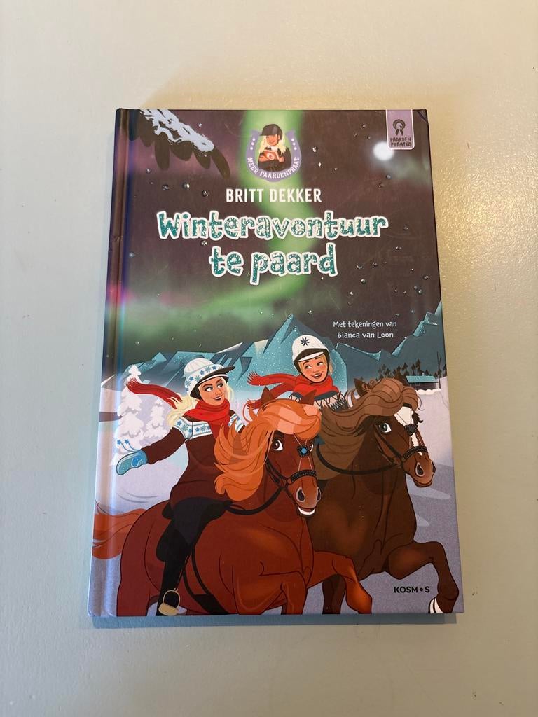 Britt Dekker - Winteravontuur te paard, Boeken, Fictie algemeen, Ophalen of Verzenden, Zo goed als nieuw, Britt Dekker