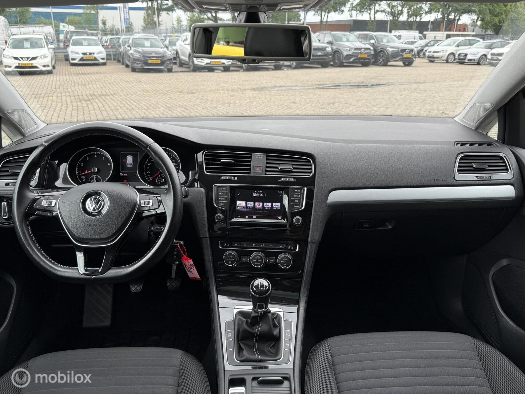 Volkswagen Golf Variant 1.4 TSI Highline PANORAMADAK, Voorwielaandrijving, 1254 kg, 4 cilinders, Zwart
