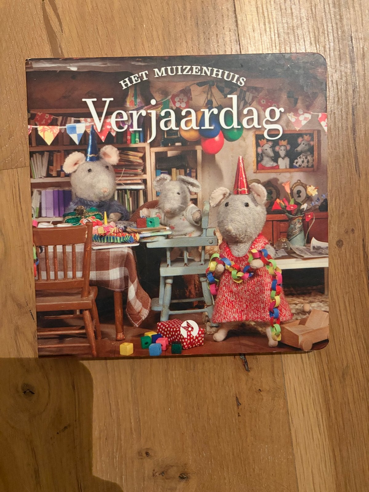 Het Muizenhuis: Verjaardag - Hardboard Boekje, Ophalen of Verzenden, Zo goed als nieuw, 2 tot 3 jaar