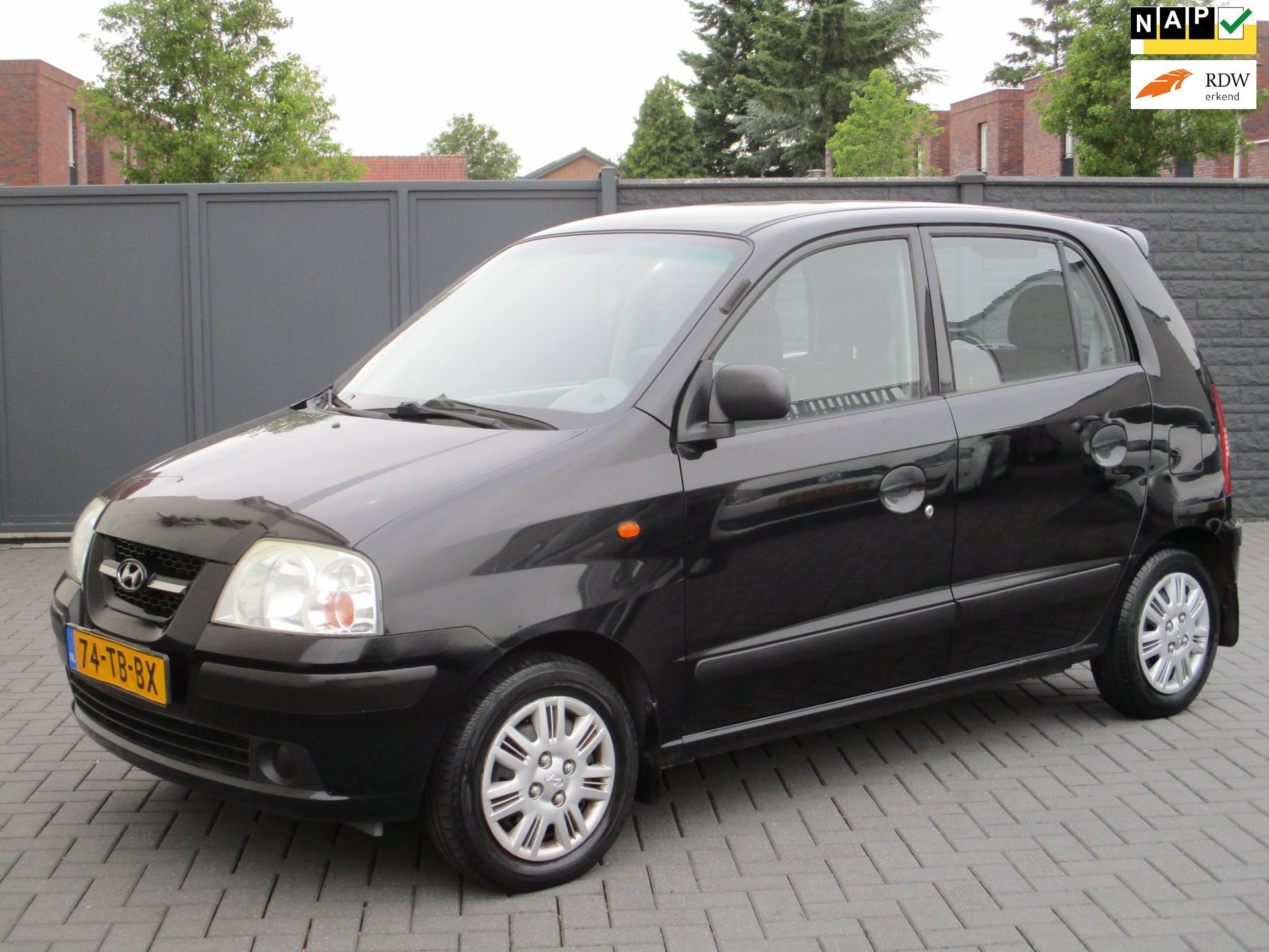 Hyundai Atos 1.1i Active Young 70 dkm Nieuwe Apk !, Voorwielaandrijving, 31 €/maand, 4 cilinders, Zwart
